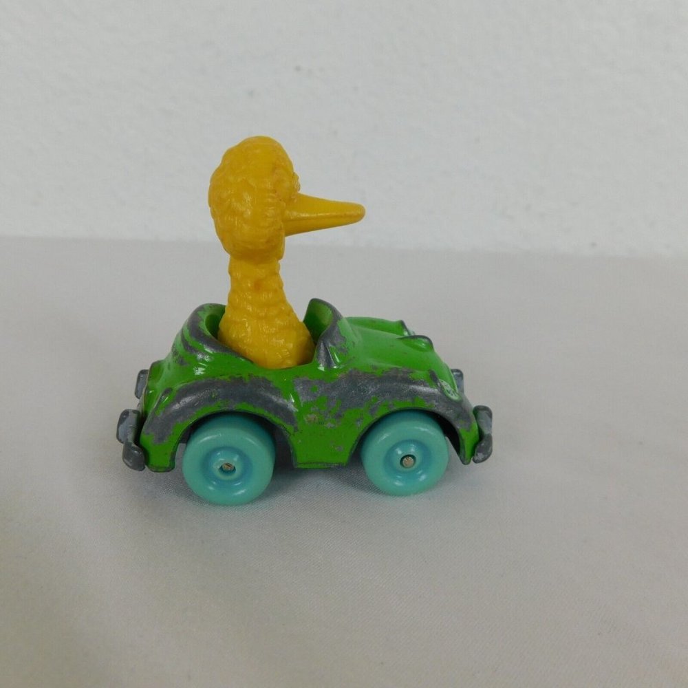 2 Sesame Street Muppets Playskool Die Cast Cars 1981-1983 Toy Vintage Bird Bert - Picture 5 of 11